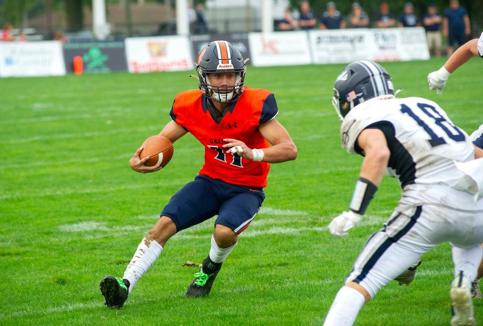 Galion's Braxton Prosser runs the ball.