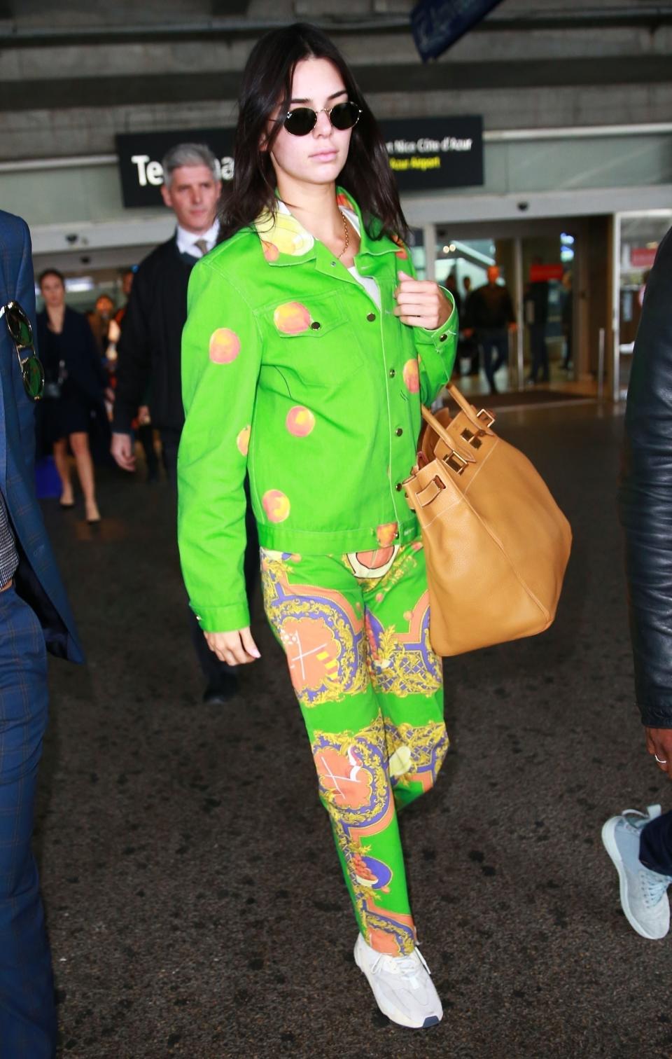 <h1 class="title">Kendall Jenner is seen arriving at Nice Airport during the 72nd Cannes Film Festival</h1><cite class="credit">Photo: Backgrid</cite>