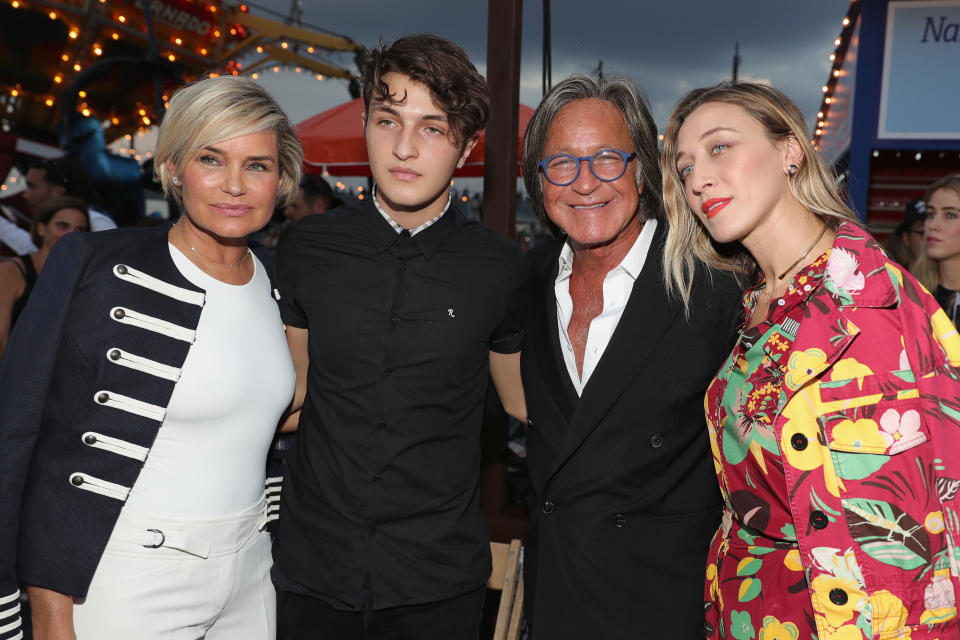The entire Hadid family came to support Gigi