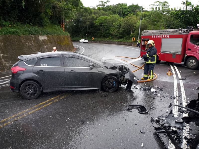 新北貢寮發生嚴重車禍。（圖／翻攝畫面）