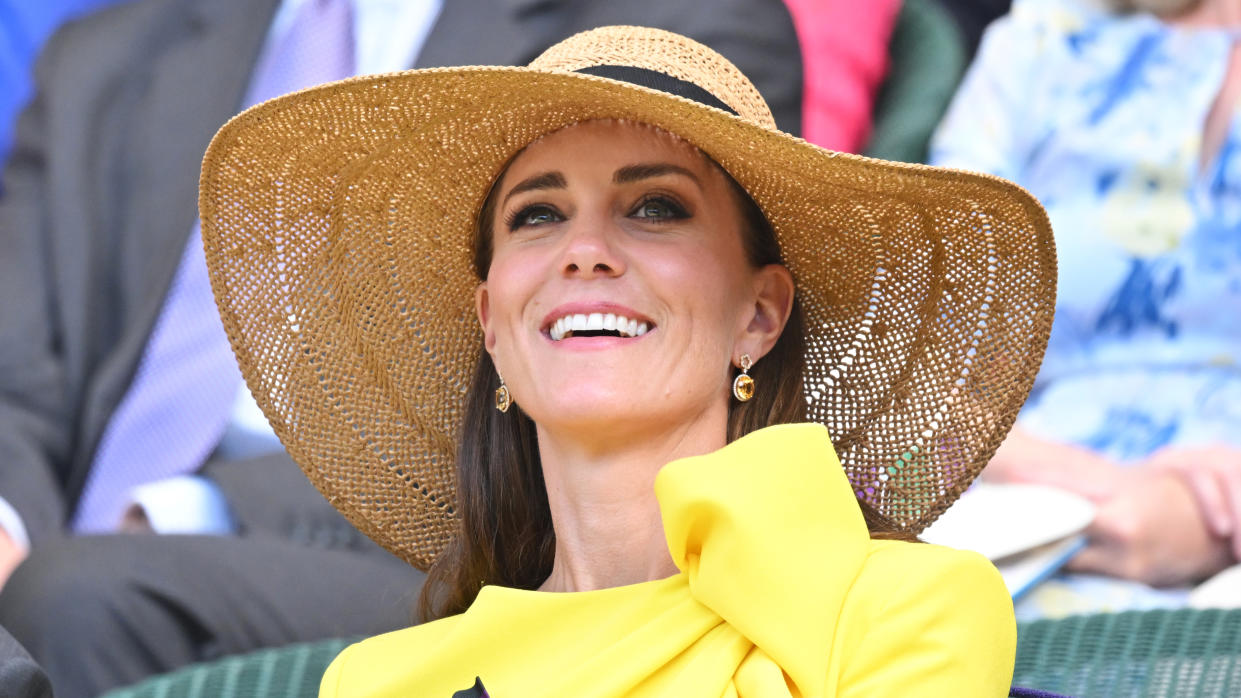  Kate Middleton wears L K Bennett sunhat at Wimbledon 2022. 