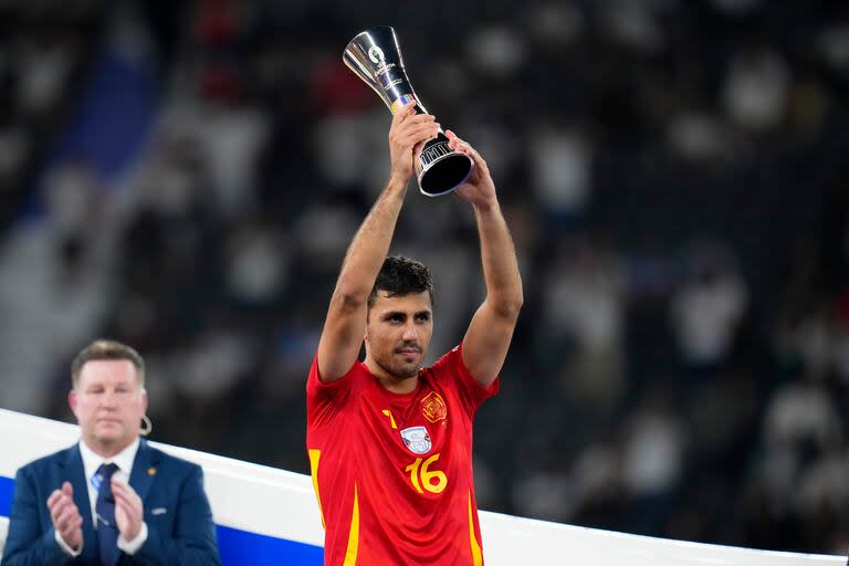 Rodri fue campeón con España de la Eurocopa 2024 y recibió el premio al mejor jugador del torneo, galardones que lo ubican como candidato al Balón de Oro