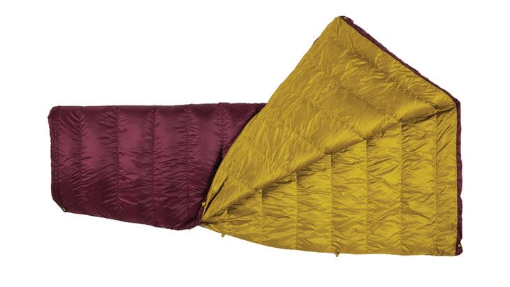 EMS Anomaly Ultralight 30-Degree Backpacking Quilt