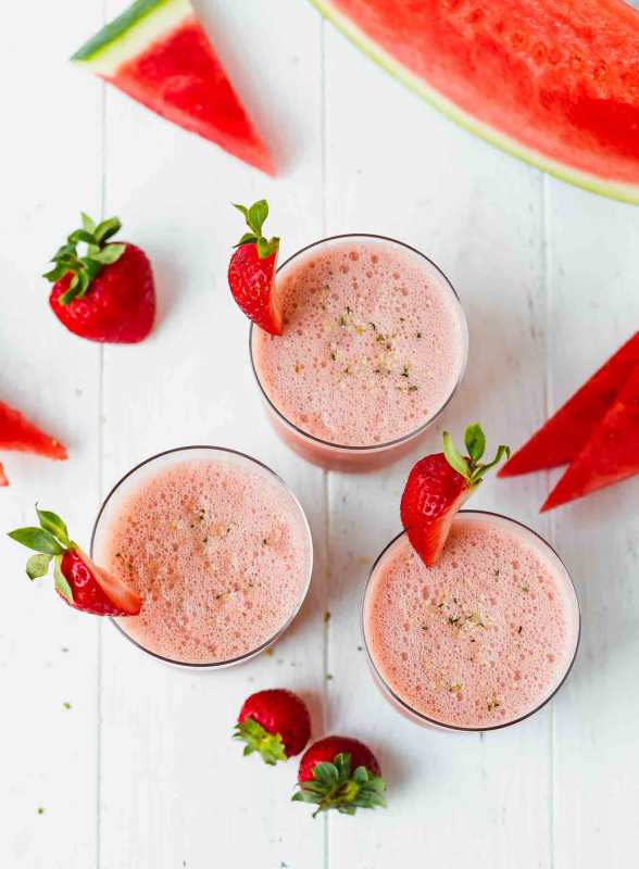 <p>Easy watermelon smoothie recipe – simple, light, sweet and refreshing drink, made in two minutes with just five simple ingredients. Perfect for summer!</p><p><strong>Get the recipe: <a href="https://cookinglsl.com/easy-watermelon-smoothie-recipe/" rel="nofollow noopener" target="_blank" data-ylk="slk:Easy Watermelon Smoothie;elm:context_link;itc:0;sec:content-canvas" class="link ">Easy Watermelon Smoothie</a></strong></p>