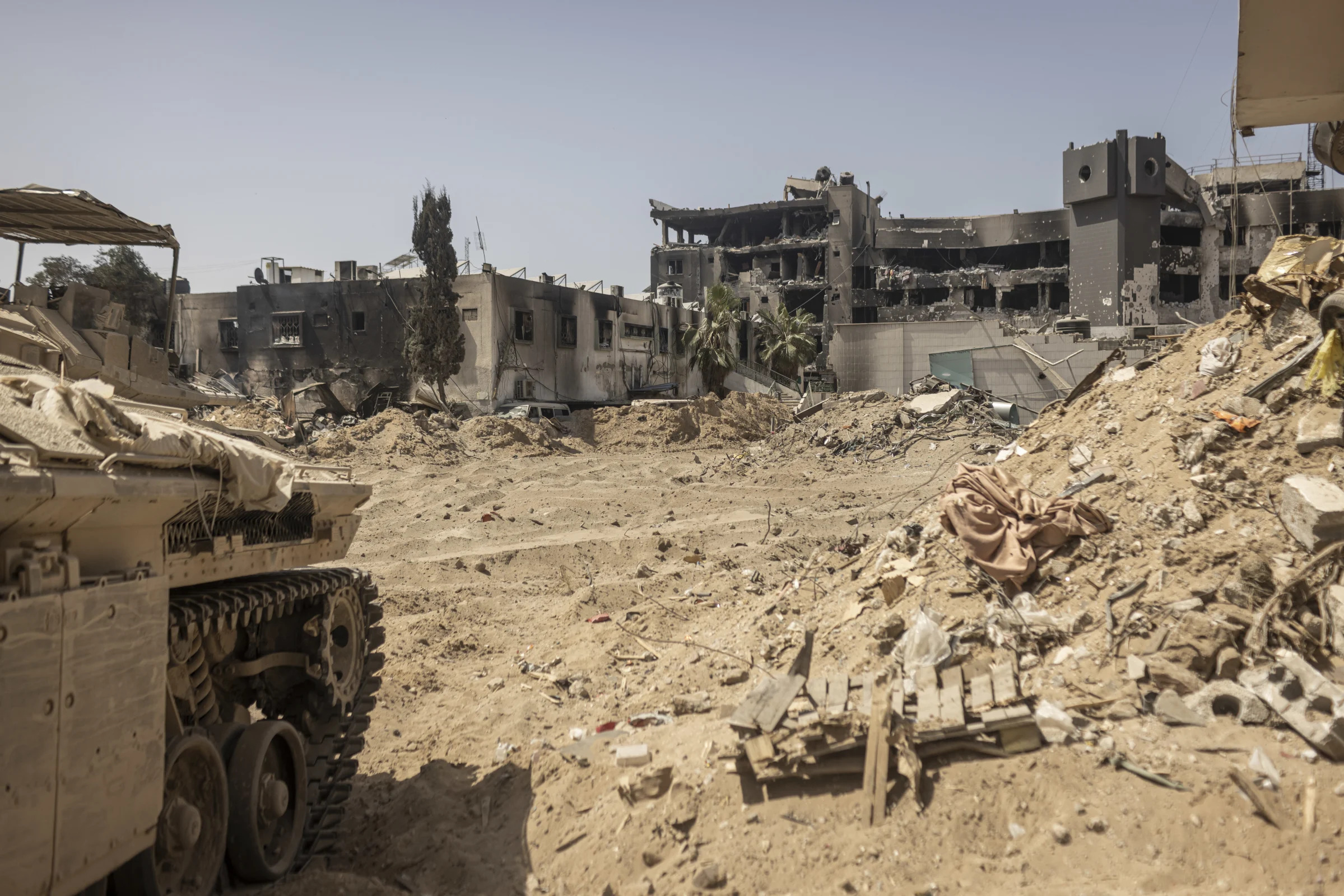 Damaged buildings at the Al-Shifa Hospital complex in Gaza City, March 31, 2024. (Avishag Shaar-Yashuv/The New York Times)