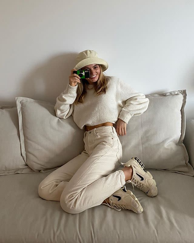 <p>There's something so equally cute and practical about a good bucket hat, especially one that's paired with sporty sneakers.</p><p><a href="https://www.instagram.com/p/B_r-aY4gCyR/" rel="nofollow noopener" target="_blank" data-ylk="slk:See the original post on Instagram;elm:context_link;itc:0;sec:content-canvas" class="link ">See the original post on Instagram</a></p>