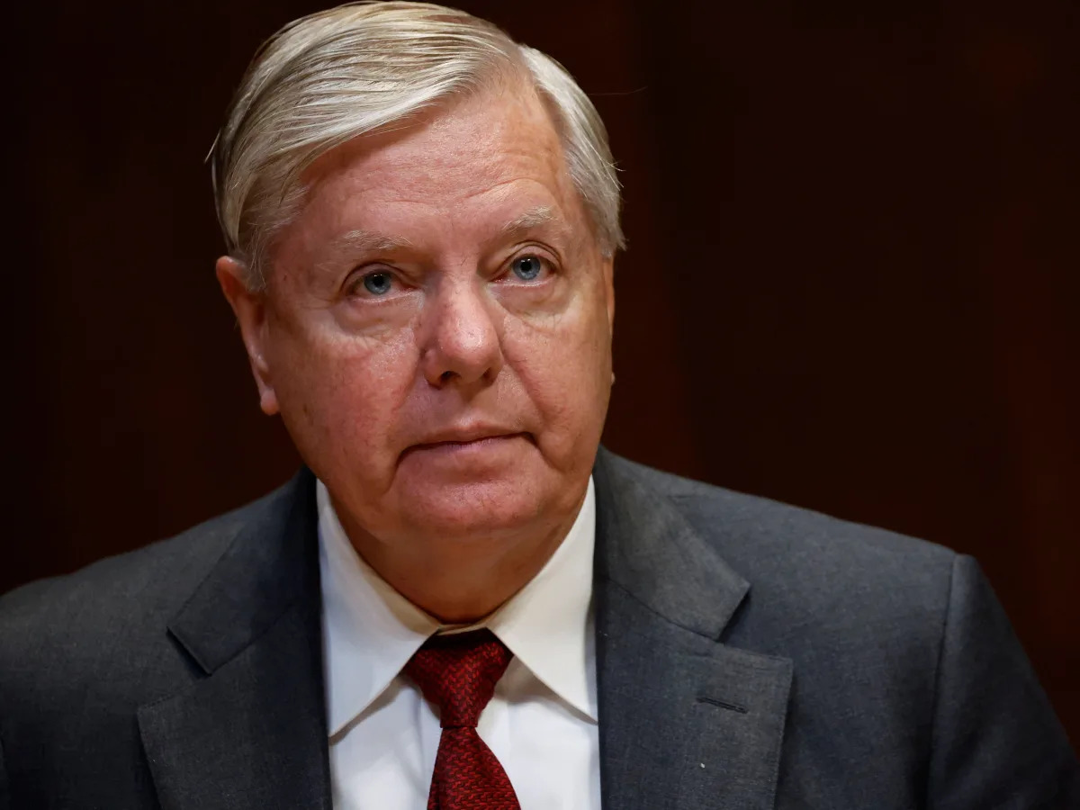 Lindsey Graham says 'nobody's above the law' after FBI searched Trump's Mar-a-La..