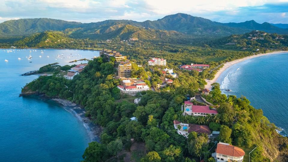 Playa Flamingo in Costa Rica: a low-carbon destination (Shutterstock/Stefan Neumann)