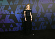 <p>Laura Dern, compañera de Kidman en ‘Big Little Lies’ (2017-), también lució un diseño de Rodarte, pero su vestido no nos termina de convencer. (Foto: Reuters / Mario Anzuoni). </p>