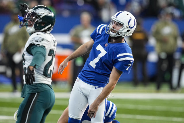 Colts look for secret to closing out close games