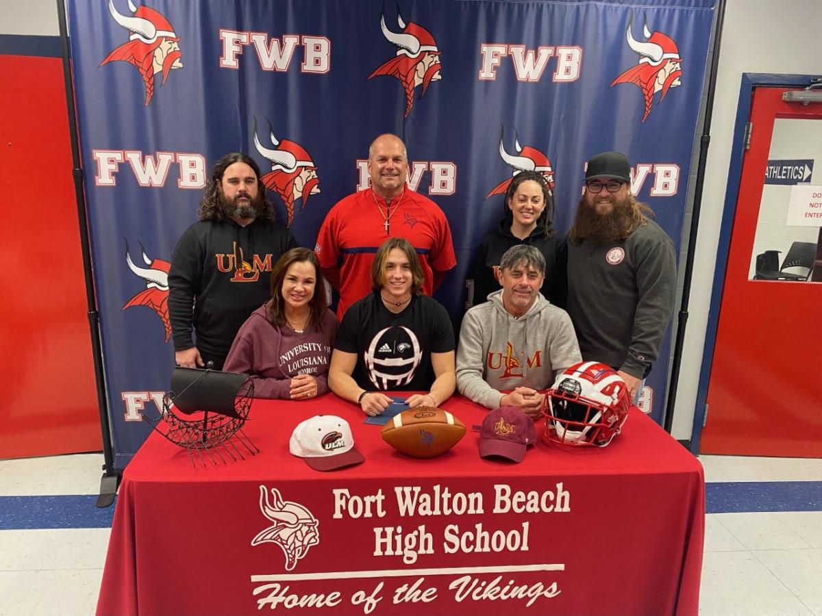 FWB's Hill signs with ULM football