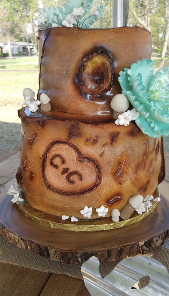A cattle brand cake