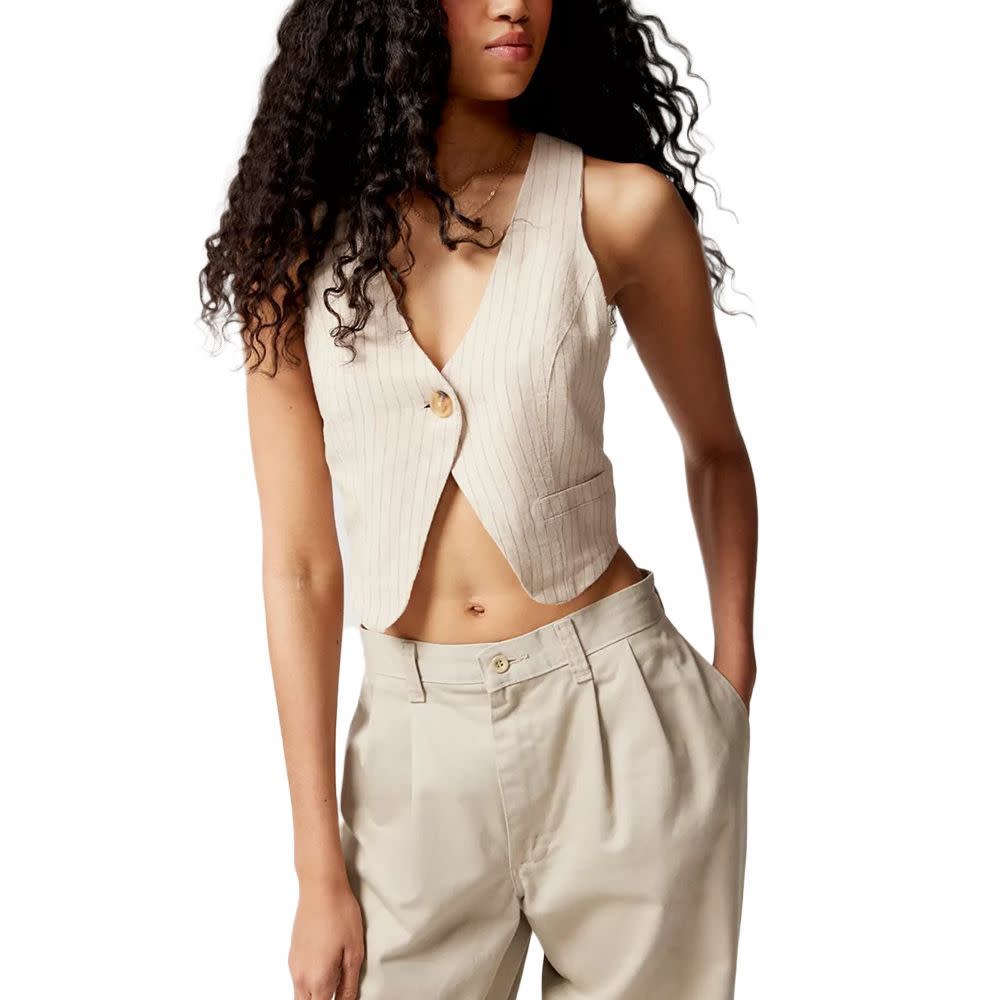 <p><a href="https://go.redirectingat.com?id=74968X1596630&url=https%3A%2F%2Fwww.urbanoutfitters.com%2Fshop%2Fuo-baby-got-back-linen-vest&sref=https%3A%2F%2Fwww.elle.com%2Ffashion%2Fshopping%2Fa44197826%2Fcute-summer-outfits%2F" rel="nofollow noopener" target="_blank" data-ylk="slk:Shop Now;elm:context_link;itc:0;sec:content-canvas" class="link rapid-noclick-resp">Shop Now</a></p><p>Baby Got Back Linen Vest</p><p>urbanoutfitters.com</p><p>$69.00</p>