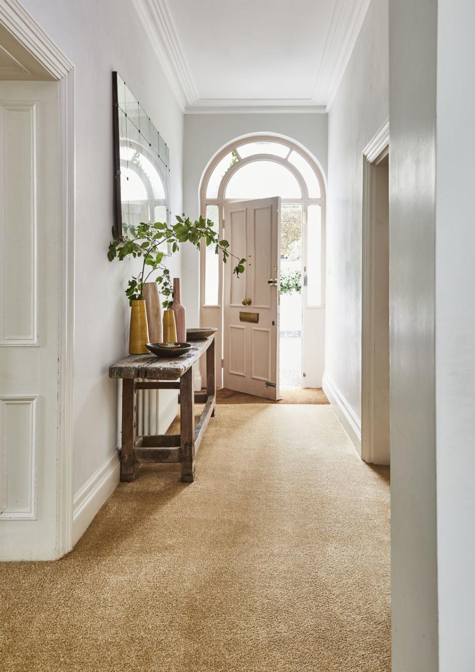 kingston citrine carpet, carpetright , declutter hallway