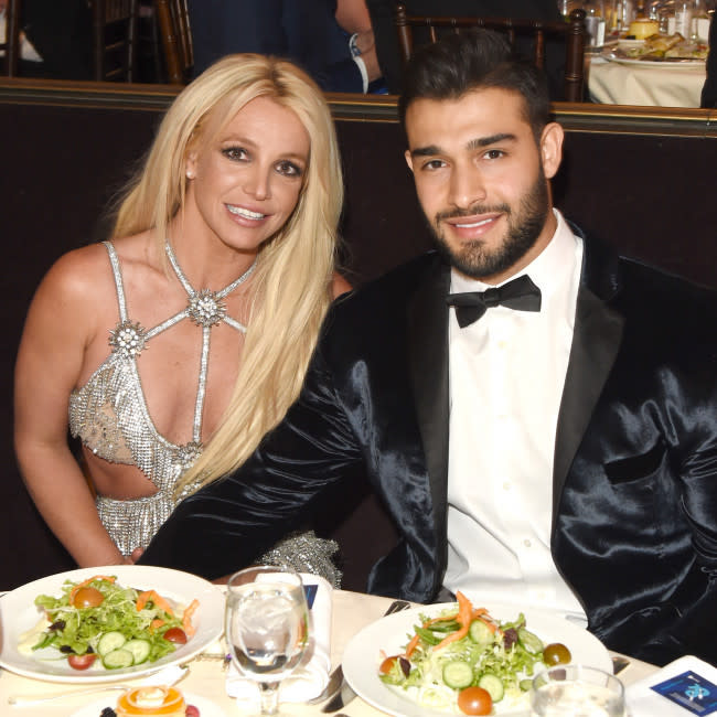 Britney Spears quiere abordar su separación de Sam Asghari en sus segundas memorias credit:Bang Showbiz