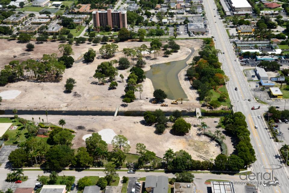 In the Know: The Bonair Towers adjacent to Fort Myers Country Club golf course renovation in aerial taken in July 2014.