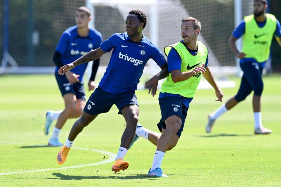 Raheem Sterling competes with Cesar Azpilicueta in Chelsea training (Chelsea FC via Getty Images)