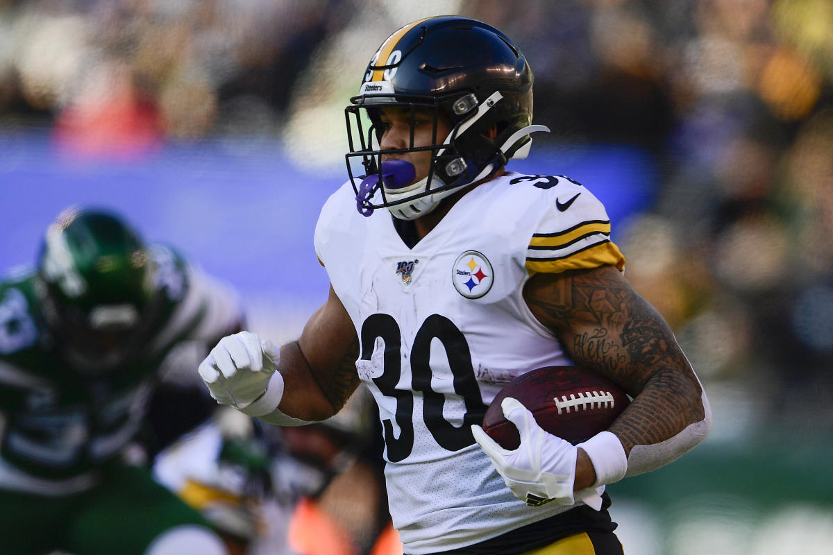 Steelers RB James Conner gets workout on with former backfield mate