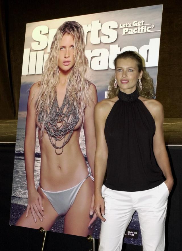 sports illustrated swimsuit 2000