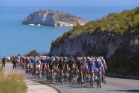 <p>During the eighth stage between Molfetta and Peschici (189km), the Giro was riding between sea and mountains, a classic landscape in the South of Italy. </p>