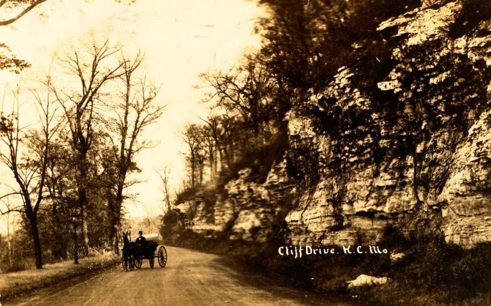 Cliff Drive below the reservoir. KANSAS CITY PUBLIC LIBRARY