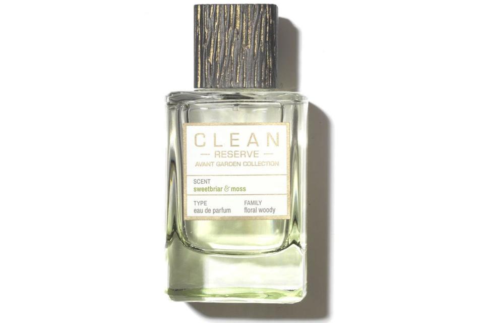 Best sustainable perfumes and natural fragrances