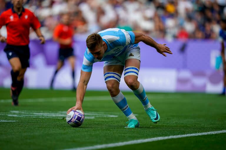 Los Pumas cumplieron con su condición de favoritos y derrotaron a Kenia y Samoa en el inicio