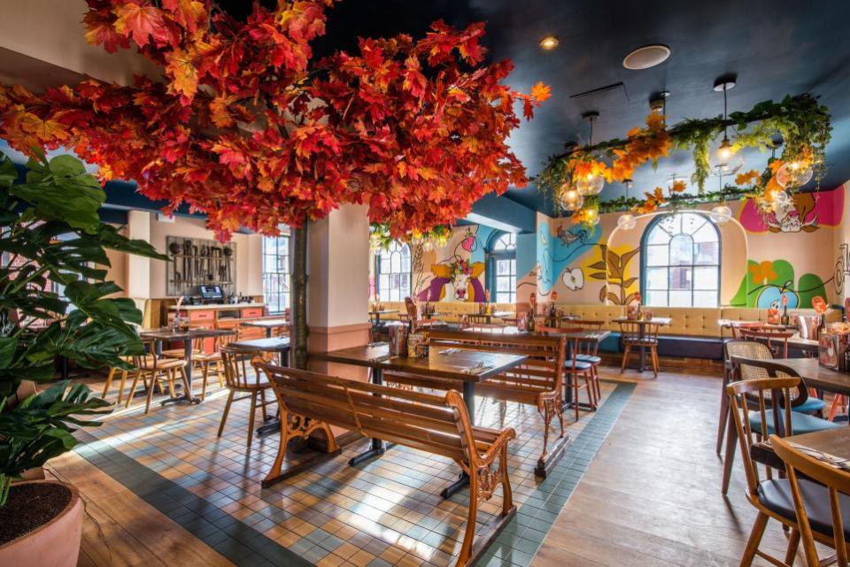 Hereford Times: Zizzi in Old Market Shopping Centre has finished a major refurbishment