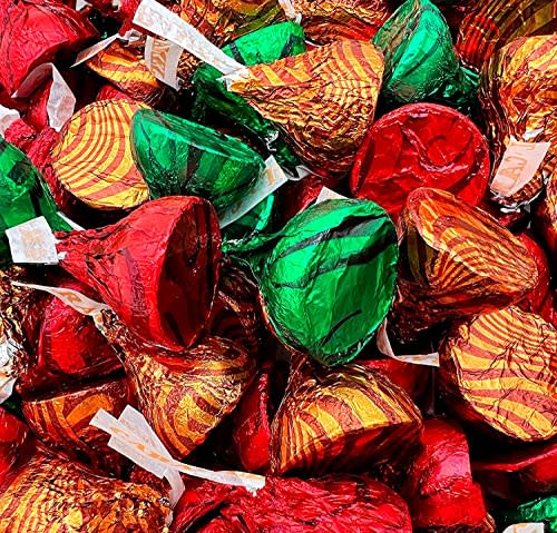 Valentine's Day Hershey's Kisses Caramel Milk Chocolate Mix Gold, Green, Red Foil - 2 lbs Pounds Sealed in a Tundras Bag