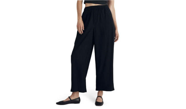 Petite Straight-Leg Crop Pants in Crinkled Crepe