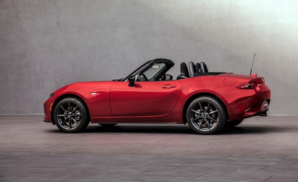 <p>For the first time in its history, the Miata looks sexy. Previous iterations vacillated between cute and functional, but the ND Miata looks expensive and aggressive<br></p>