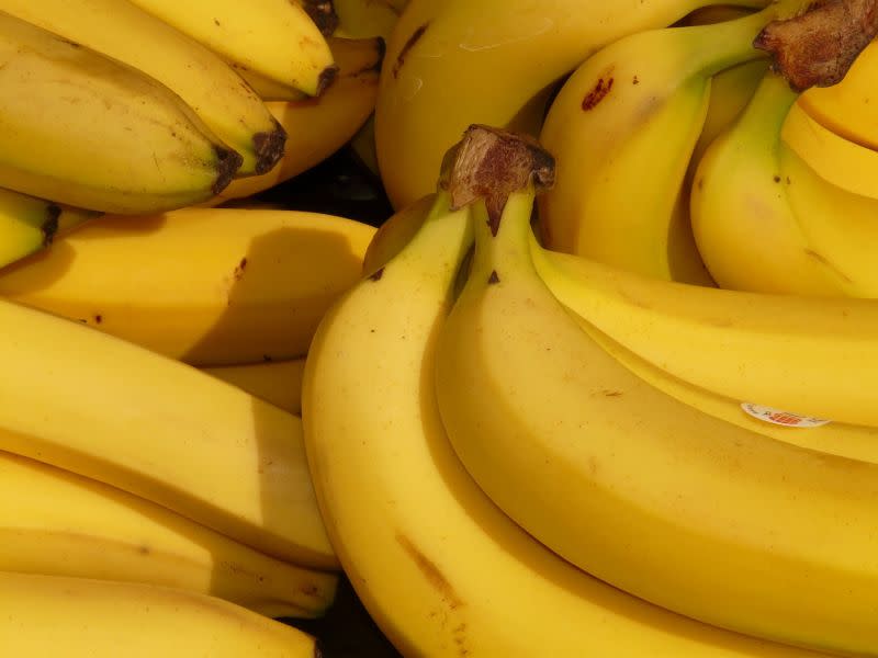 ▲最近天氣炎熱潮濕，香蕉該怎麼保存也是一大問題。對此，農委會也曝光答案，並點出正確的「保存心法」。（示意圖／取自pixabay）