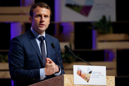 Emmanuel Macron, head of the political movement En Marche !, or Onwards !, and candidate for the 2017 French presidential election, attends the 71st annual congress of France's farmer's union group FNSEA in Brest, France, March 30, 2017. REUTERS/Stephane Mahe