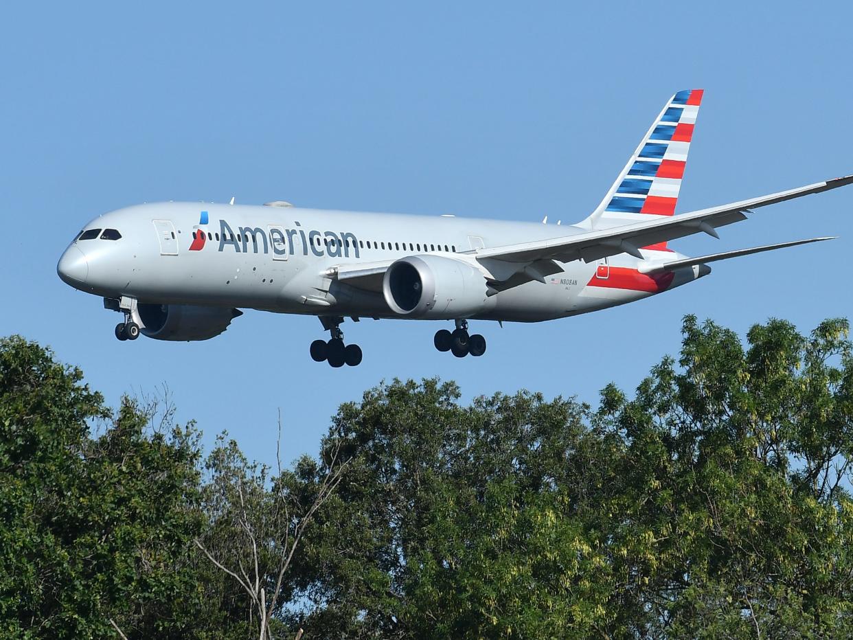 Boeing 787 Dreamliner American Airlines Aircraft to Fiumicino Leonardo da Vinci Airport