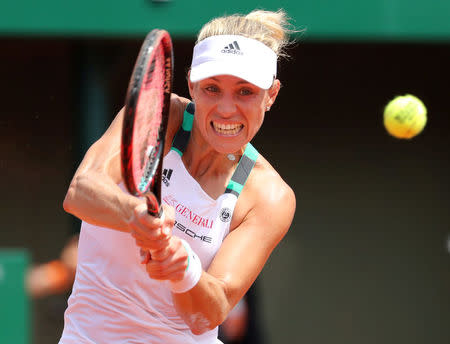 Tennis - French Open - Roland Garros, Paris, France - 28/5/17Germany's Angelique Kerber in action during her first round match against Russia's Ekaterina MakarovaReuters / Pascal Rossignol