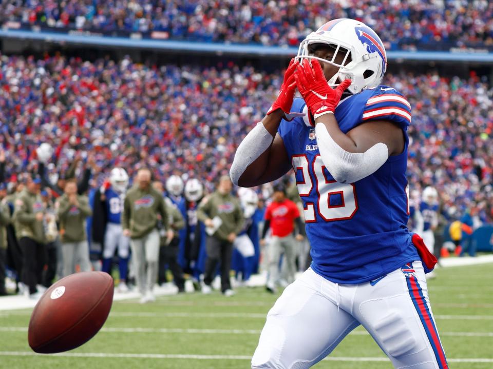 Devin Singletary celebrates a touchdown against the Minnesota Vikings.