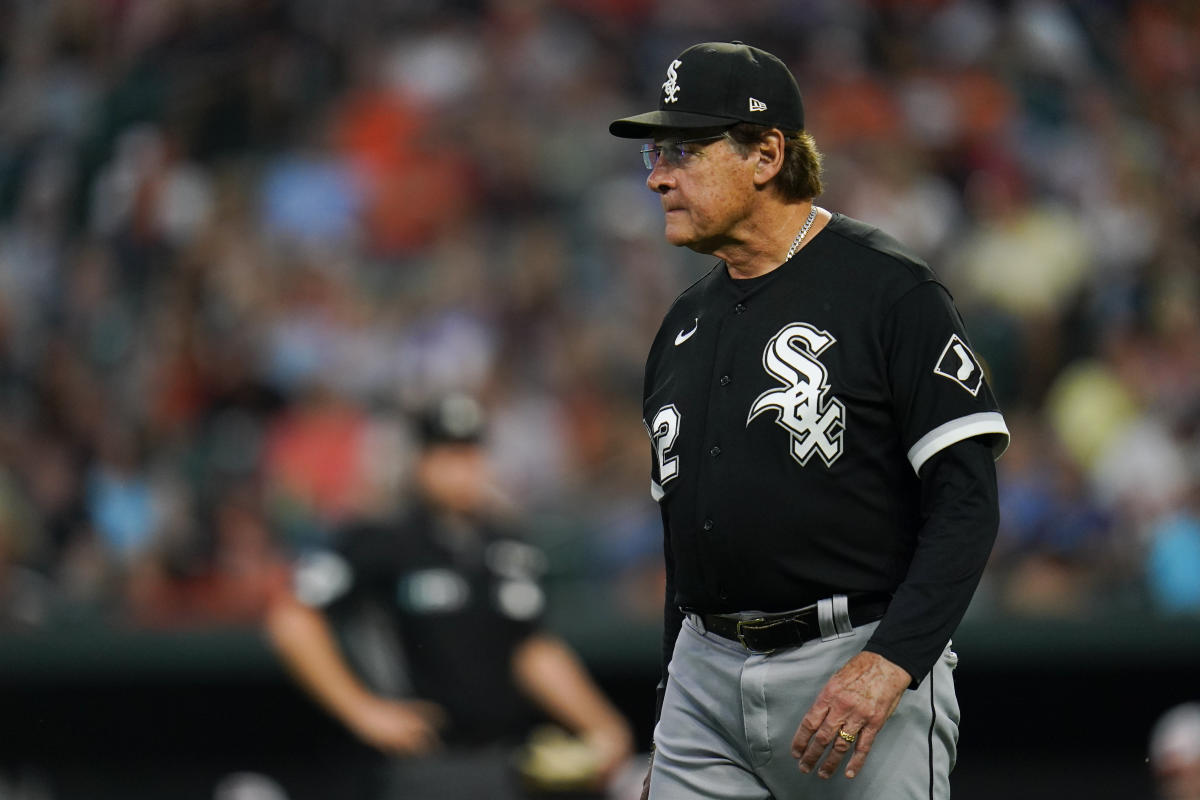 Tony La Russa to Leave White Sox Indefinitely Due to Medical Issue - Sports  Illustrated