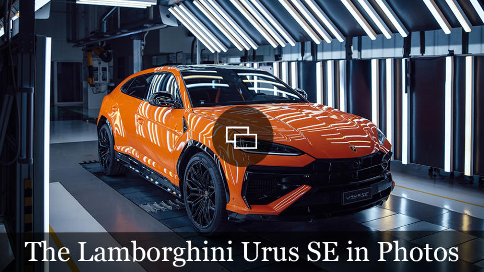 The Lamborghini Urus SE in Photos