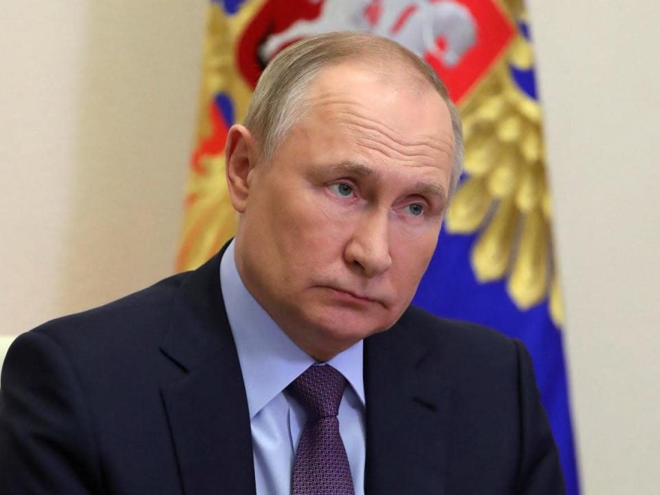 Russian President Vladimir Putin&#39;s administration has announced a new round of sanctions against Canadians.  (Mikhail Klimentyev/Reuters - image credit)