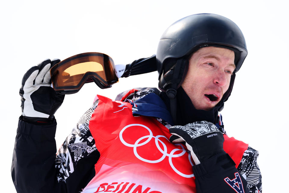USA's Shaun White reacts during the snowboard halfpipe qualification during the Beijing 2022 Winter Olympic Games at Genting Snow Park on February 09, 2022 in Zhangjiakou, China. (Patrick Smith/Getty Images)