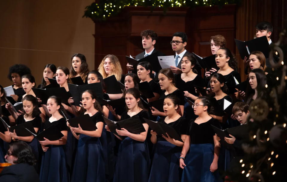 Miami Children Chorus.