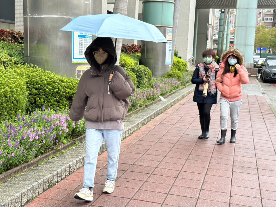 今晚開始氣溫快速下滑，需要特別留意。（圖：衛生局提供）