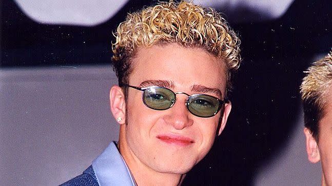 best 90s fashion trends, man justin timberlake, wearing colored sunglasses