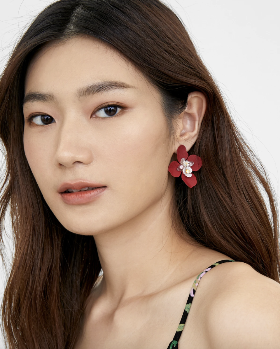 PHOTO: Pomelo. Pomelo Blooming Petal Stud Earrings, Red