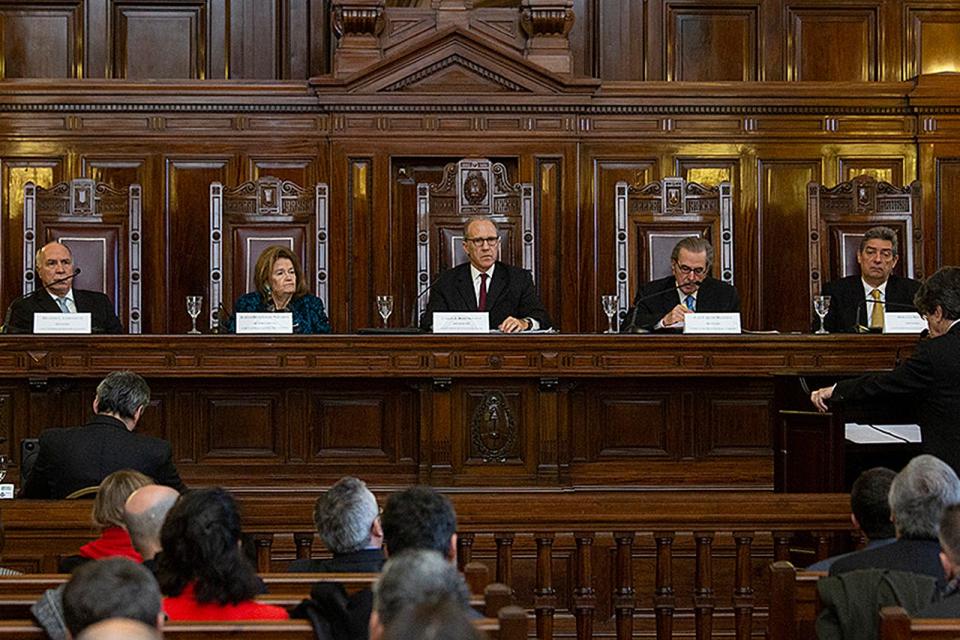 Los jueces de la Corte Suprema se reunirán mañana, por Zoom, para tratar el caso de los jueces trasladados