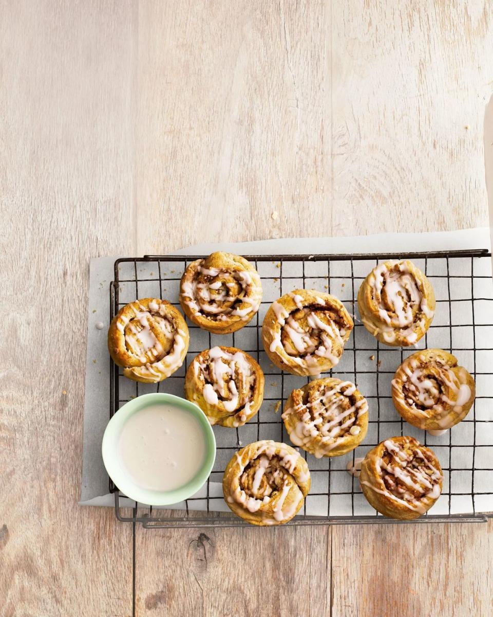 Almond Cinnamon Buns