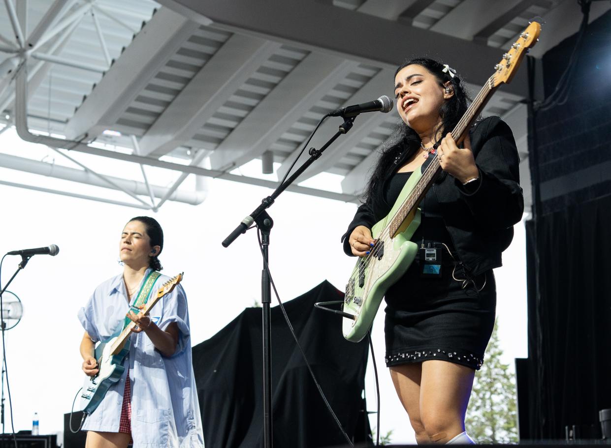 Milwaukee sister duo Reyna performs at Summerfest's Aurora Pavilion on Thursday, July 4, 2024.