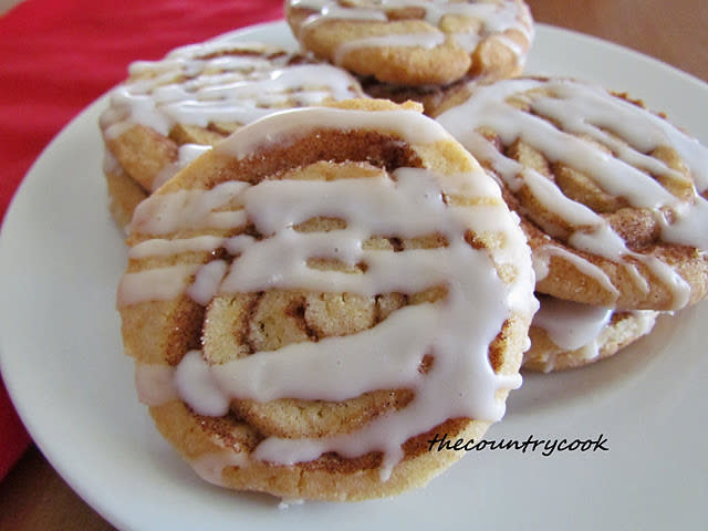 Cinnamon Roll Cookies