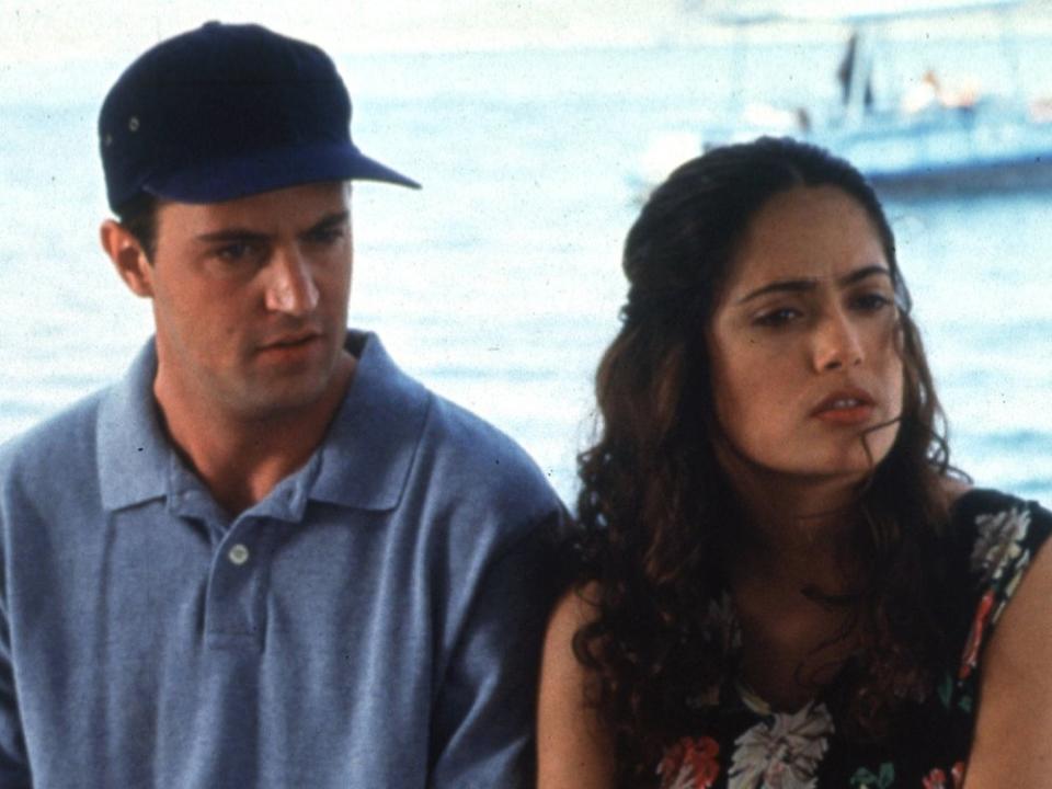 Matthew Perry und Salma Hayek in 