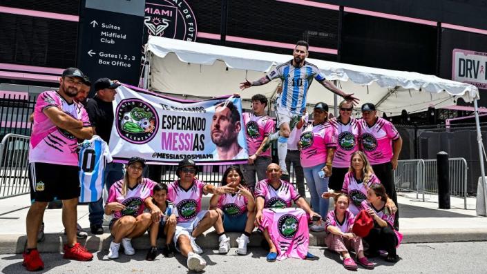 Messi fans wait for his arrival at the DRV PNK Stadium in Fort Lauderdale, Florida. - Chandan Khanna/AFP/Getty Images